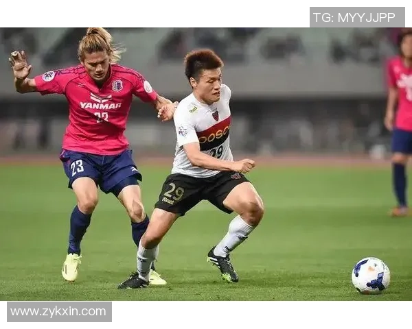 广岛三箭与大阪樱花激战正酣谁能在这场对决中笑到最后